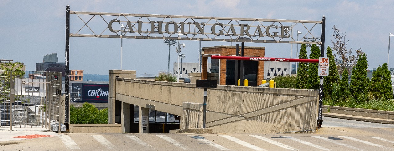 The entry way to the Calhoun Garage.