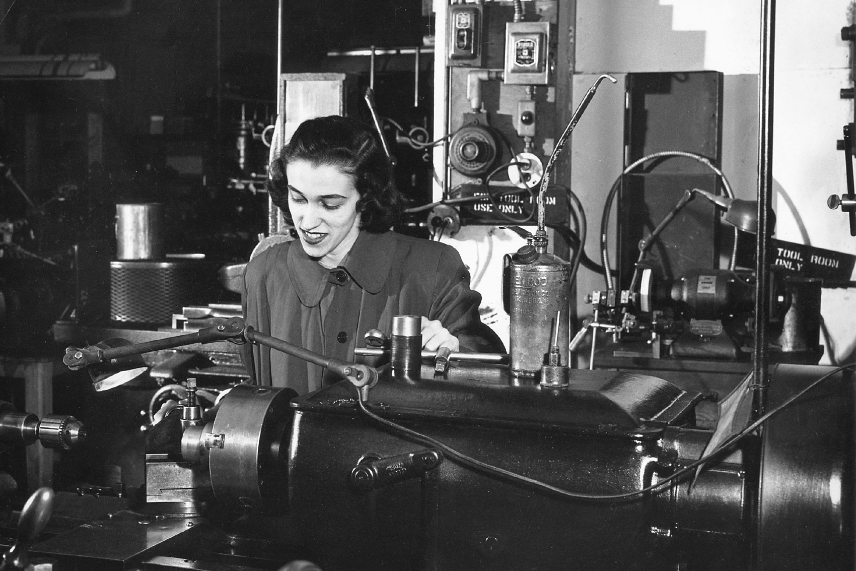 UC woman working a co-op job in the 1940's