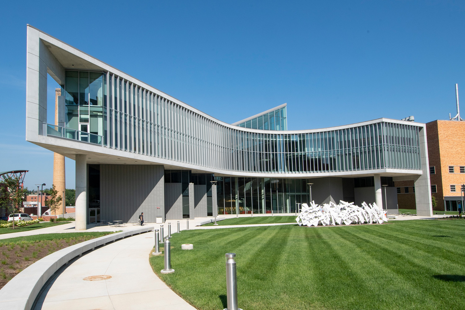 Exterior view of the new Health Sciences Building