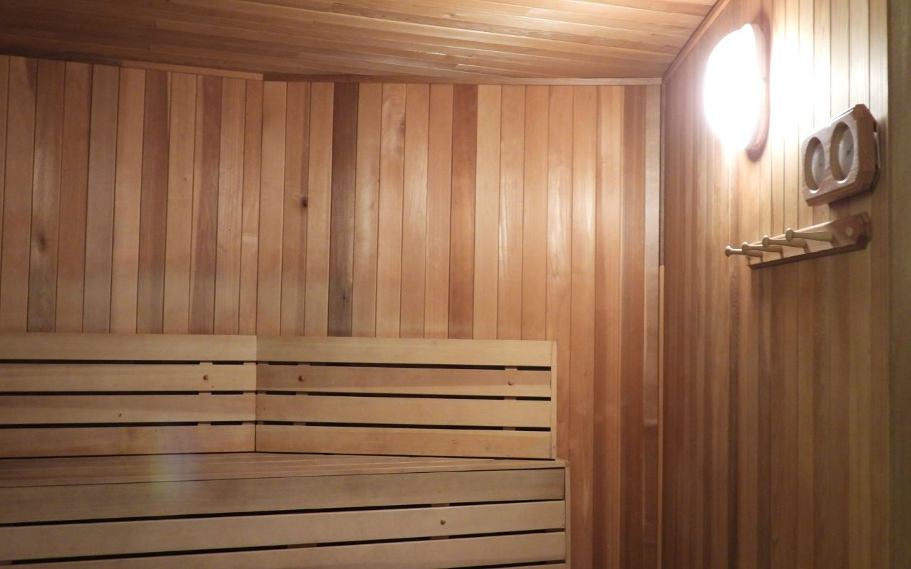 - care-sauna