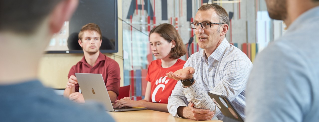 230920aInnovation020.jpg
Collaboration
Jason Heikenfeld, Kate Harmon, and Candace Wade meet with their Innovation Challenge 2 group in the Lindner College of Business Kautz Attic.