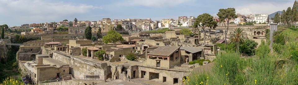 Wide shot of Roman city