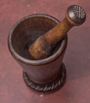 wooden mortar and pestle