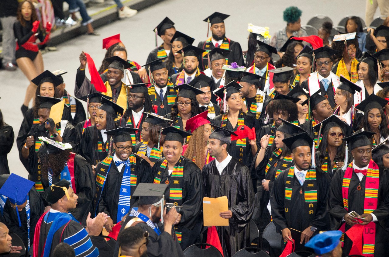 Dr. P. Eric Abercrumbie lead University of Cincinnati students, faculty, staff and families in his last Tyehimba ceremony at Fifth Third Area. UC/ Joseph Fuqua II