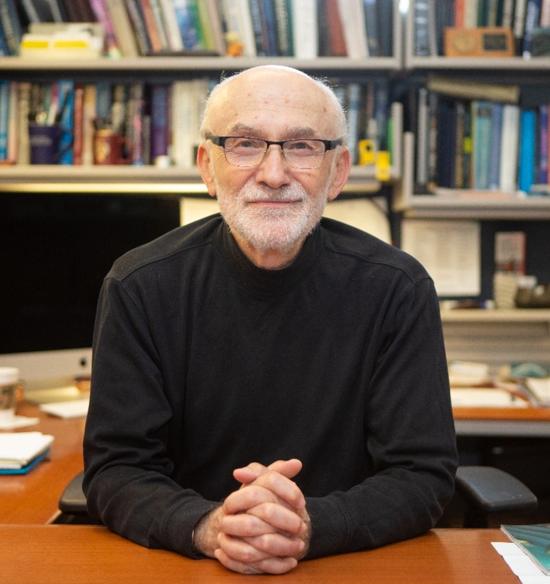 Dr. Andrew Steckl (Chemical Engineering) has a study on biosensors that was published in the Journal of the American Chemical Society. Shown here in his office.