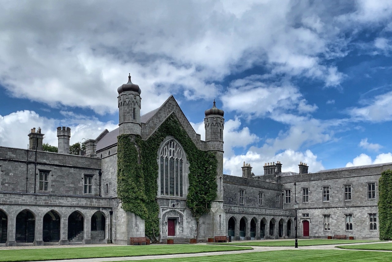 NUI qaudrangle with buildings