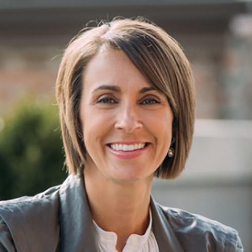 Photo of Amanda Hill