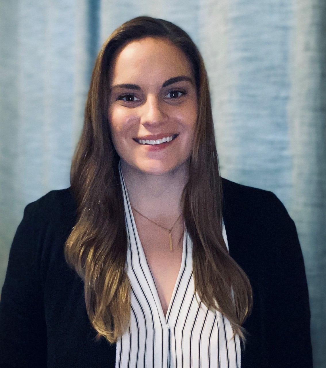 headshot of Rachel Saunders 