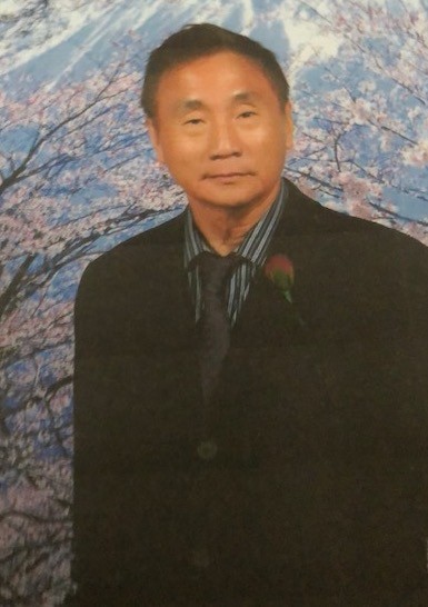 Portrait photo of Tong Ong
