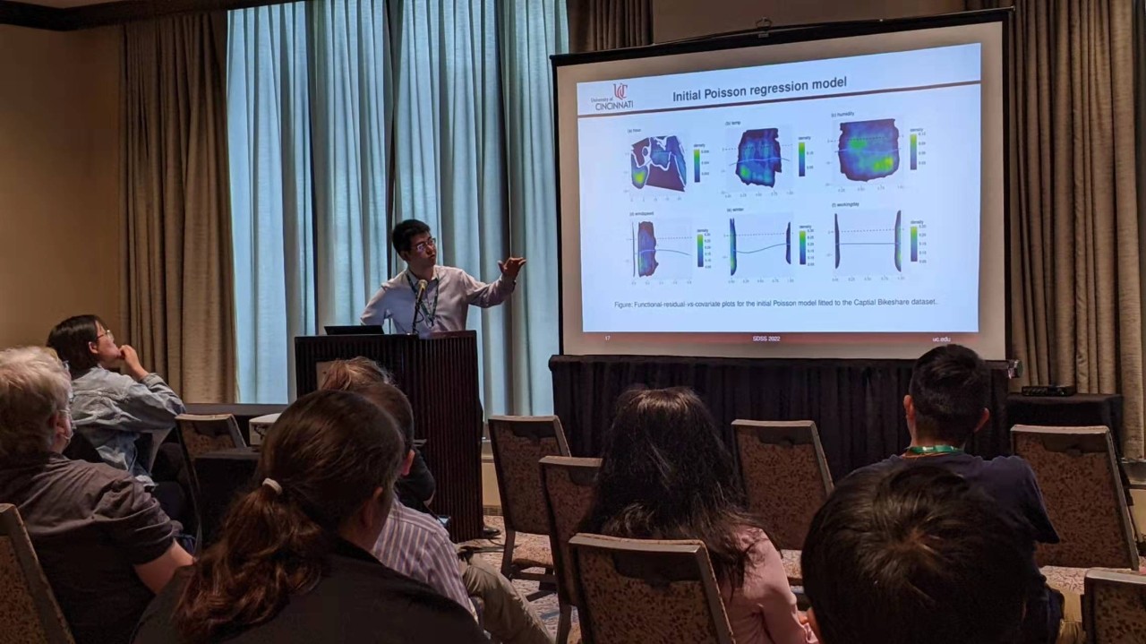 Zewei Lin presents at the Symposium on Data Science and Statistics.