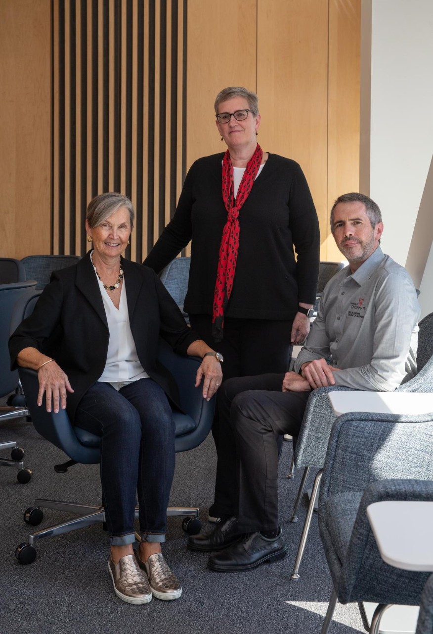 Lindner College of Business faculty Suzanne Masterson, Mike Fry and Jane Sojka are featured in a story in which they offer thoughts on the future of in-person work.