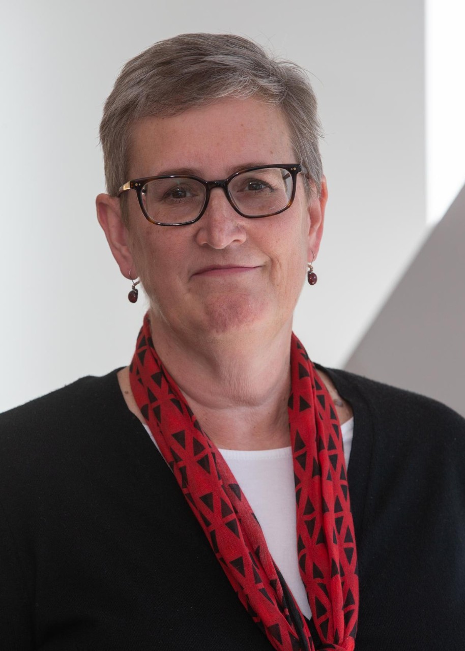 Lindner College of Business faculty Suzanne Masterson, Mike Fry and Jane Sojka are featured in a story in which they offer thoughts on the future of in-person work.