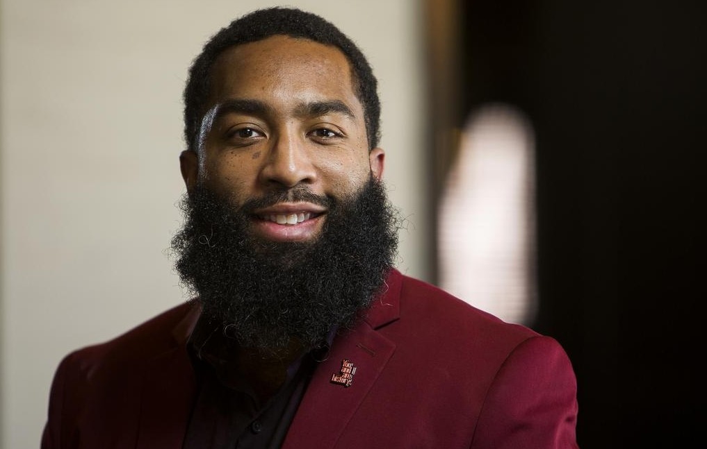 portrait of Dr. Steven Kniffley