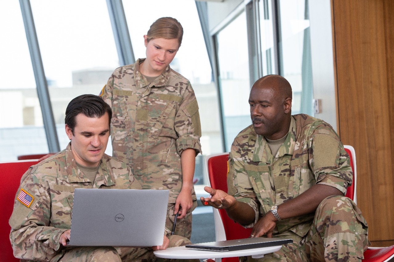 Study, Interact
Military students studying on campus, for UC Online Military program.