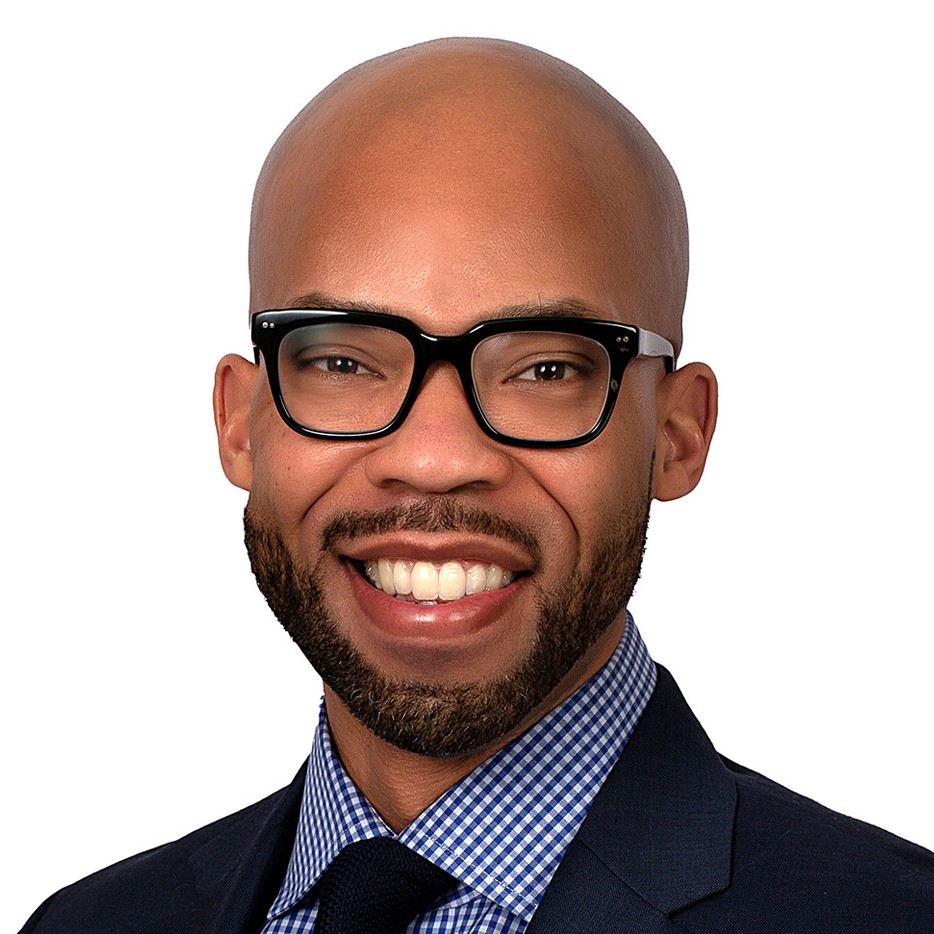 Christopher Johnson headshot