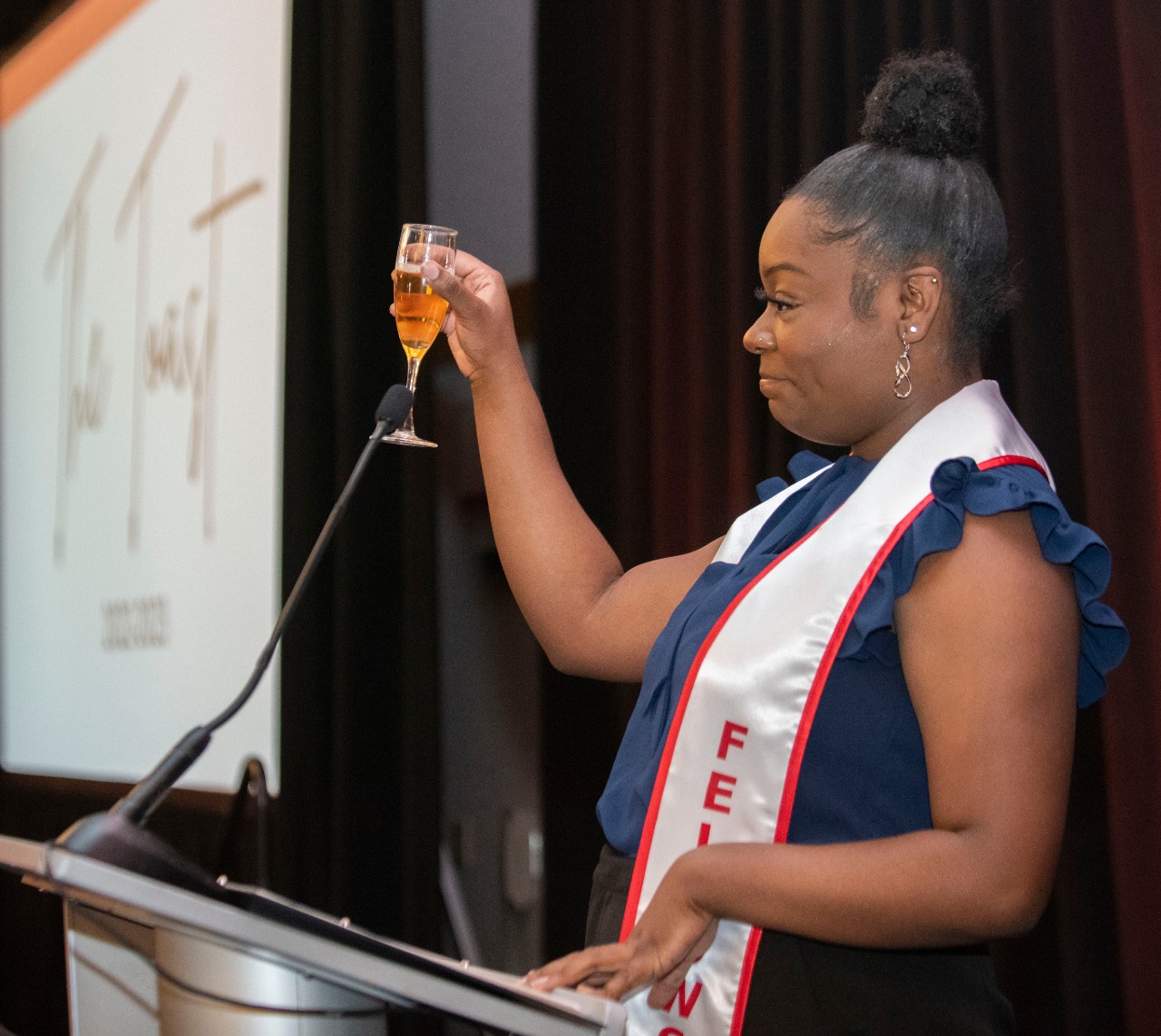 Azaria-Blair-Gives-the-Toast