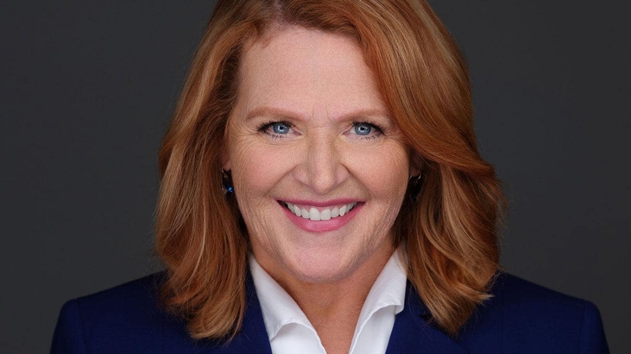 headshot of Heidi Heitkamp 