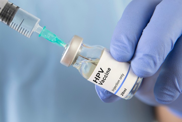 Hpv vaccine in doctorâ  s hand