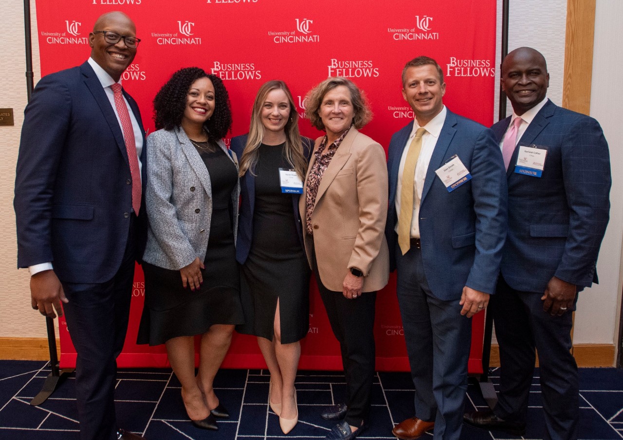 0418BusinessFellowsToast0140