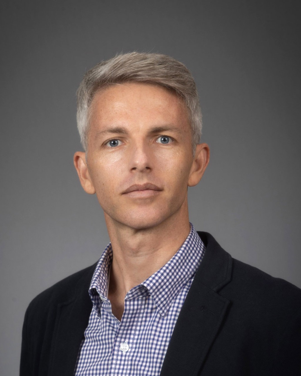 headshot of Rob Grant