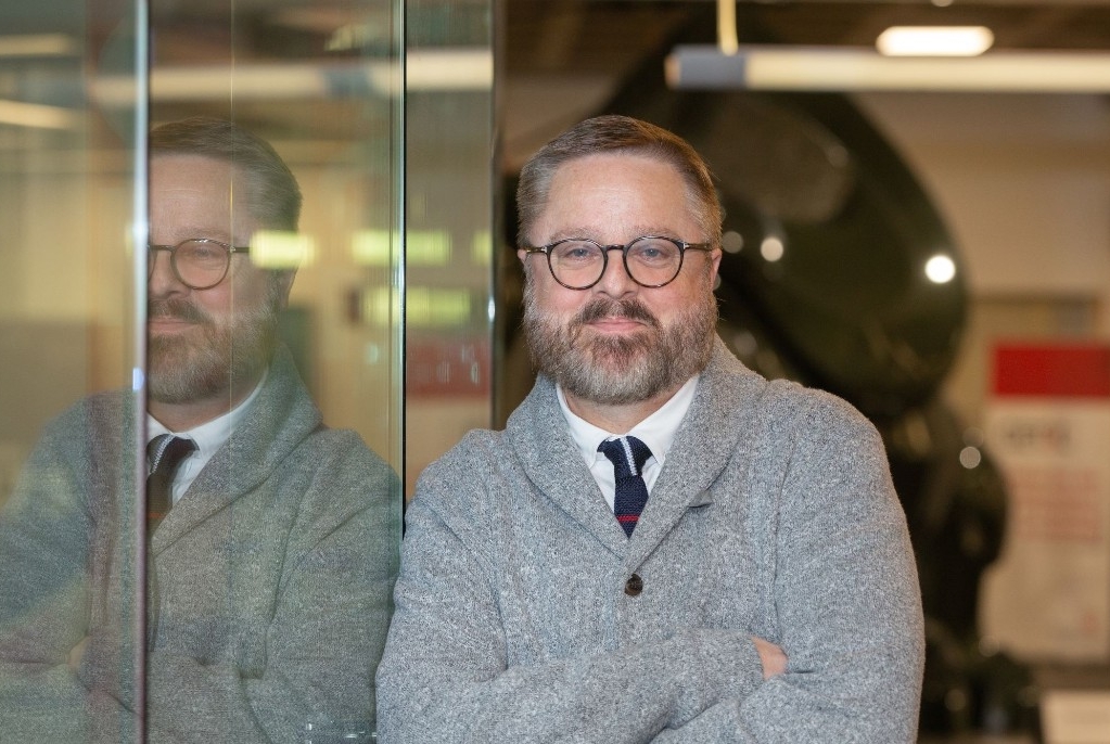 Portrait of Jeffrey Blevins.