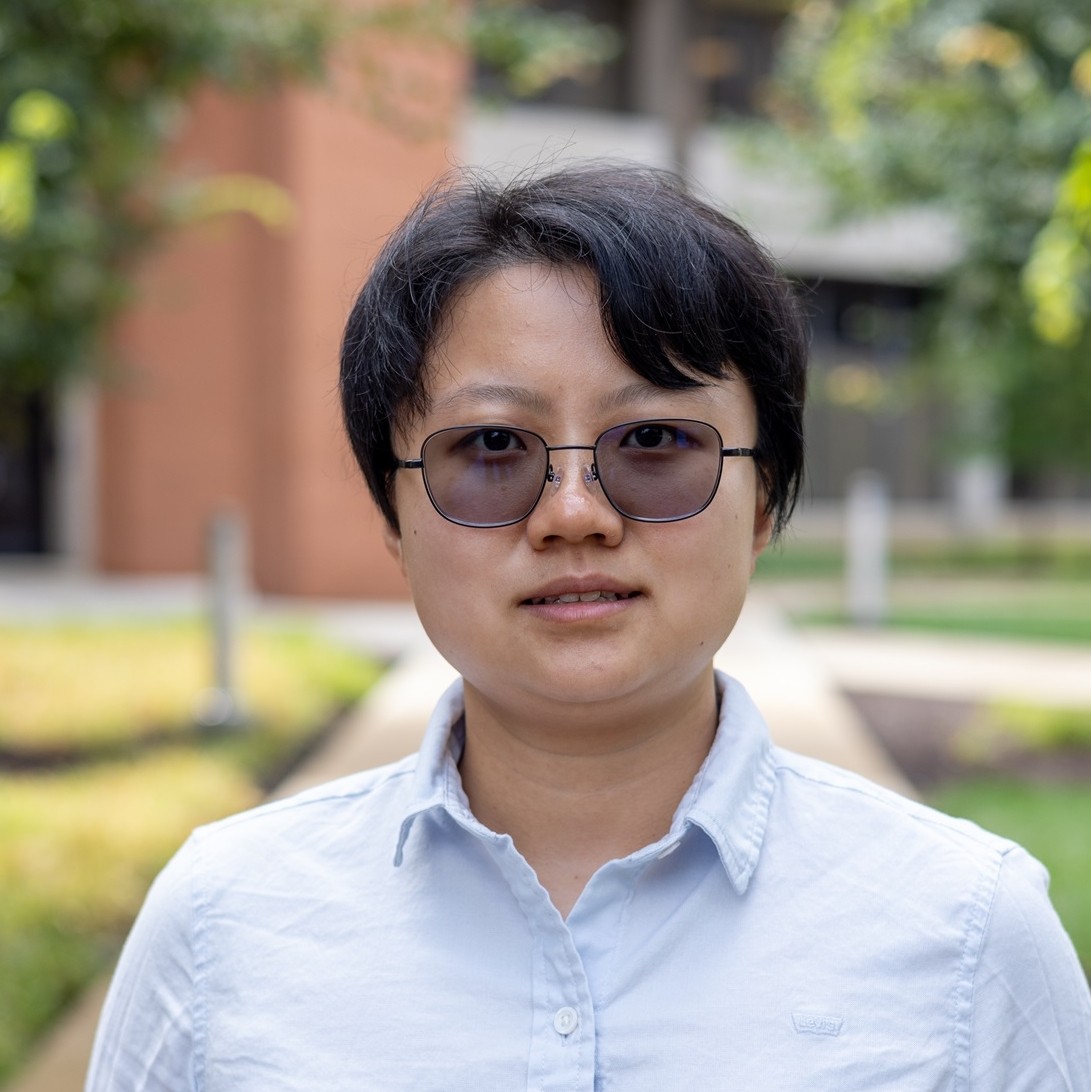 Yingyan Zeng headshot