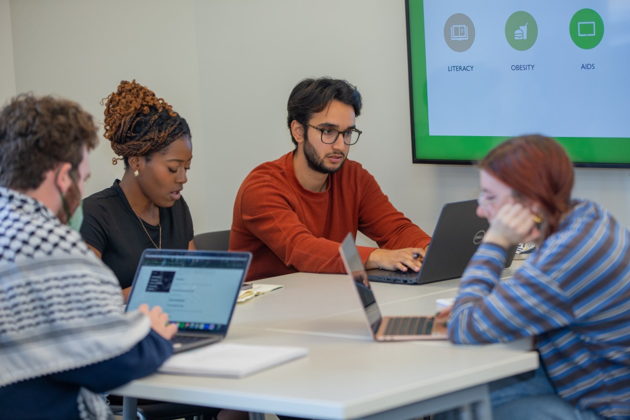 Priyanka Gudsoorkar is the director of the undergraduate global health concentration. She teaches Global Health Dynamics.