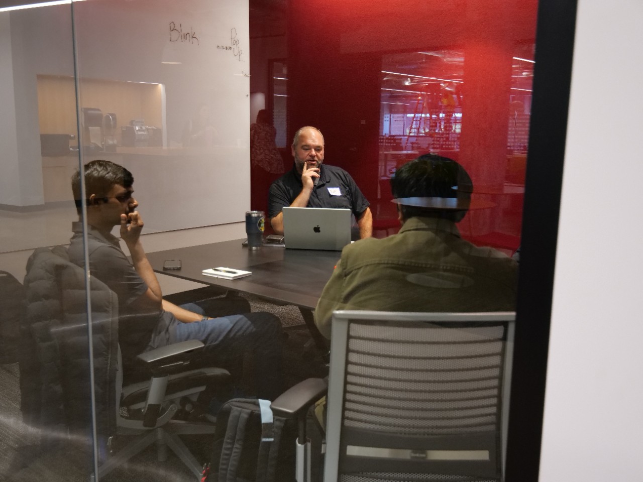 Students connect with successful entrepreneurs at Lab2Market