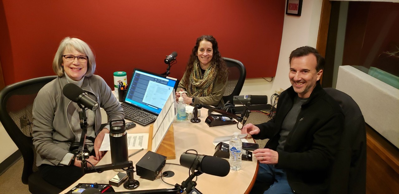 imge of Lucy May, Julie Leftwich and Dan Horn in WVXU radio studio
