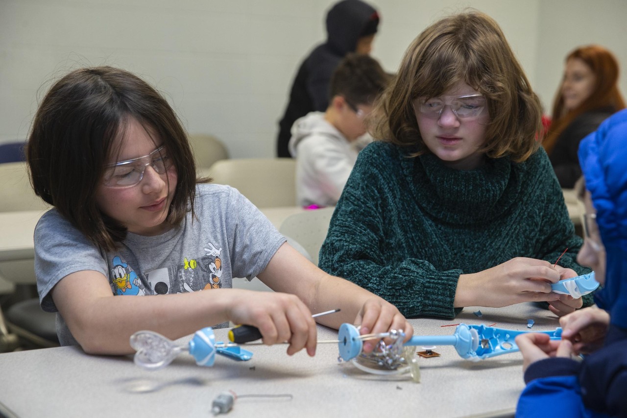 UC's Center for Public Engagement with Science will welcome fifth and sixth graders from the Clifton Area Neighborhood School to learn more about science and engineering majors.