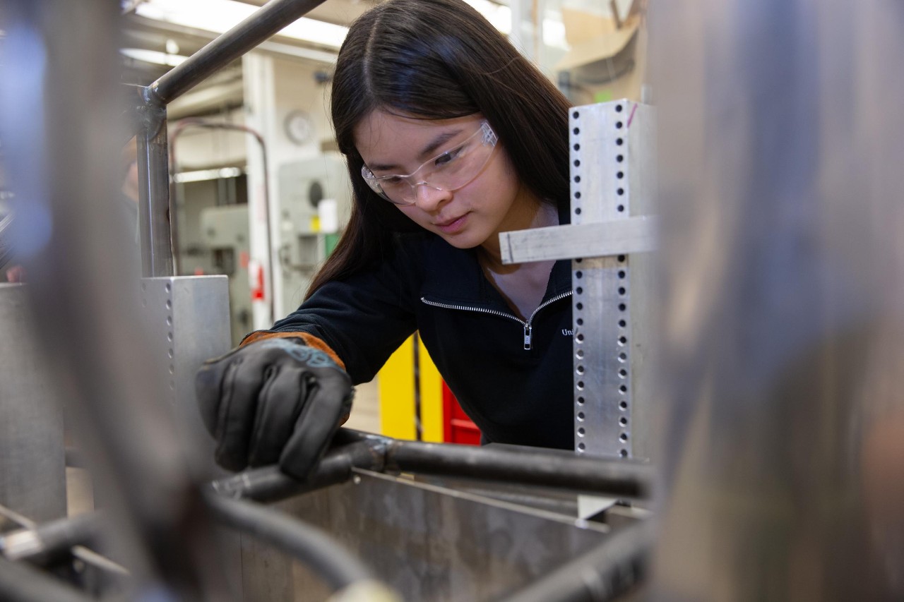 240126aVail016.CR2
UC College of Engineering and Applied Science mechanical engineering student Emma Vail finished two co-op rotations at Honda.