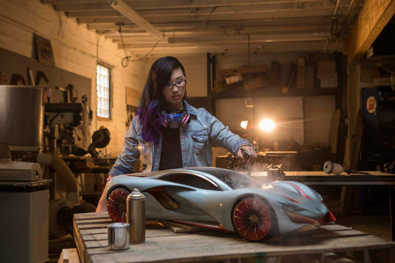 Experiential Learning
University of Cincinnati DAAP grad on the set of Leap Frame video shoot at Grainwell Garage in Covington, Kentucky. Industrial design car automotive. UC/Joseph Fuqua II