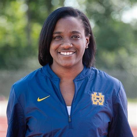 Headshot of Shauniece Steele