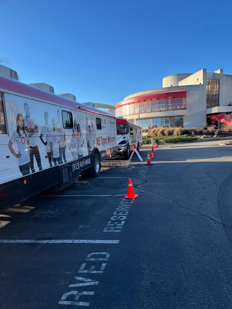 Jingle Bell drive at Montgomery Inn