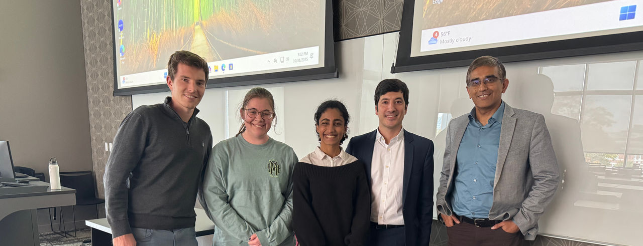 Prissha Chawla, her mentors, and her classmates