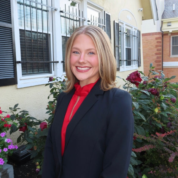 Photo of UC student Ella Davis, class of 2027