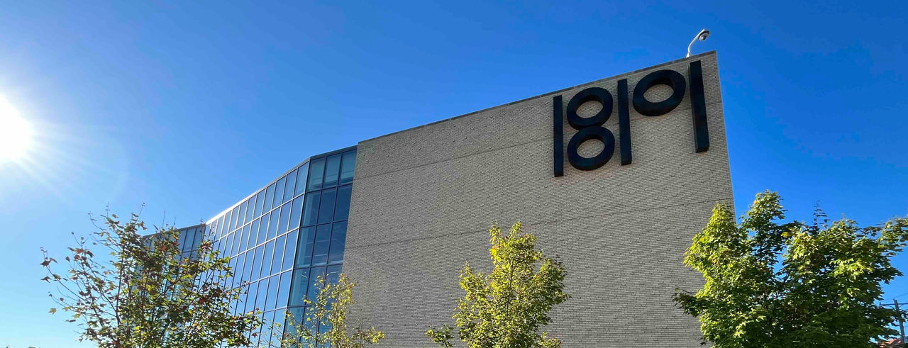 1819 Building photo//Greg Glevicky 