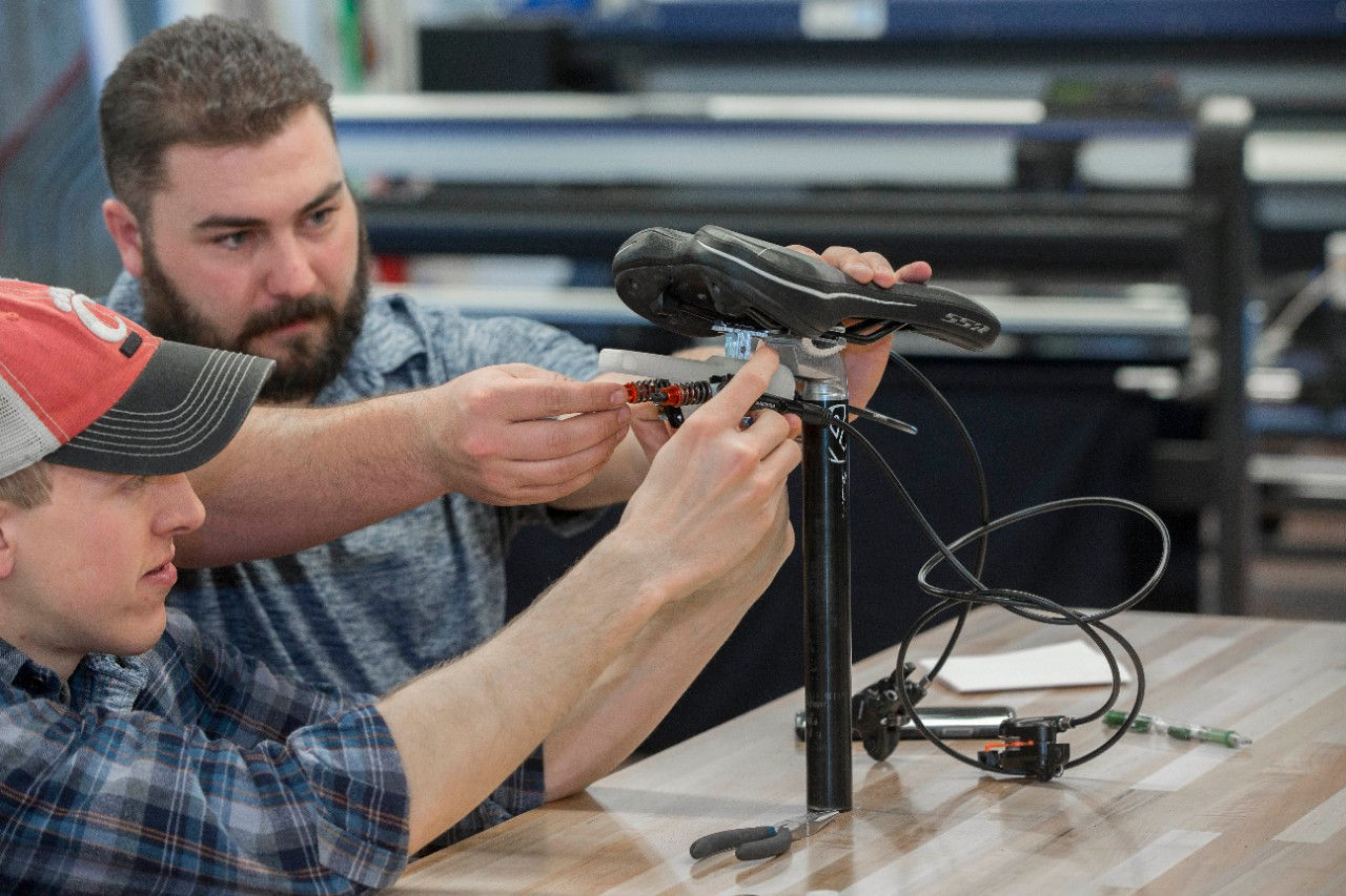 Students working on a capstone at 1819 Makerspace. Photo/UC Marketing + Communications