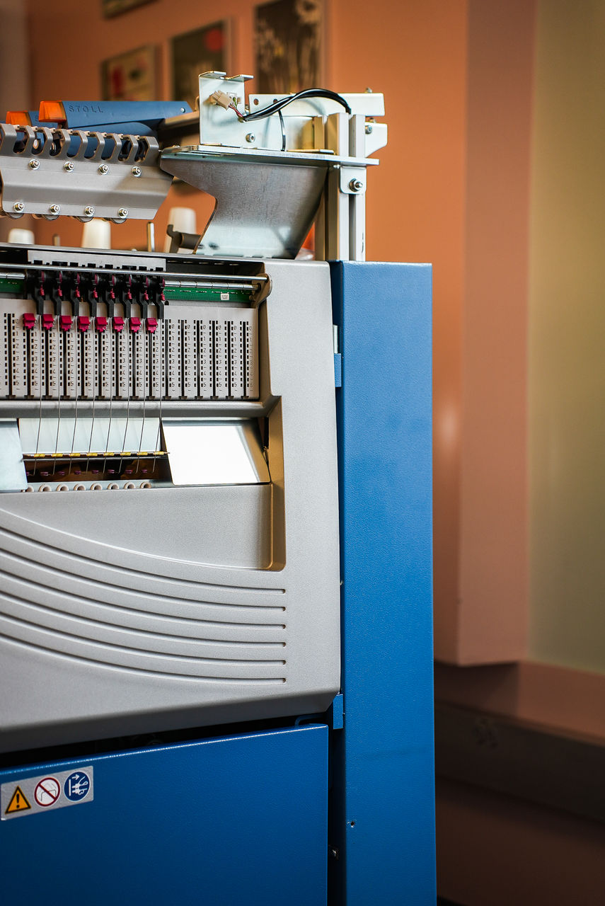 Close up picture of the Stoll CMS 530 K 7.2 multi-gauge knitting machine