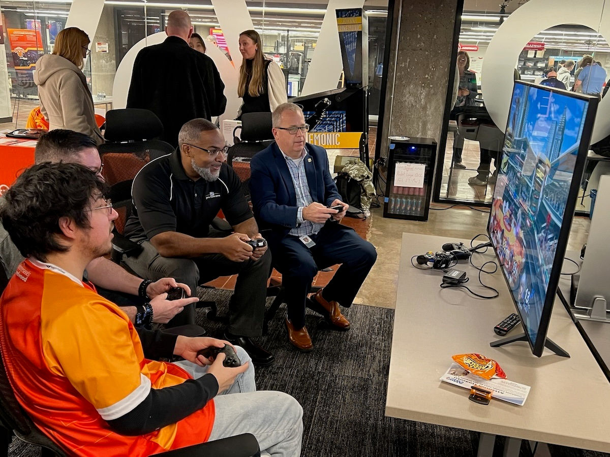 Fifth Third recruiters struggle to keep pace with these gaming pros.