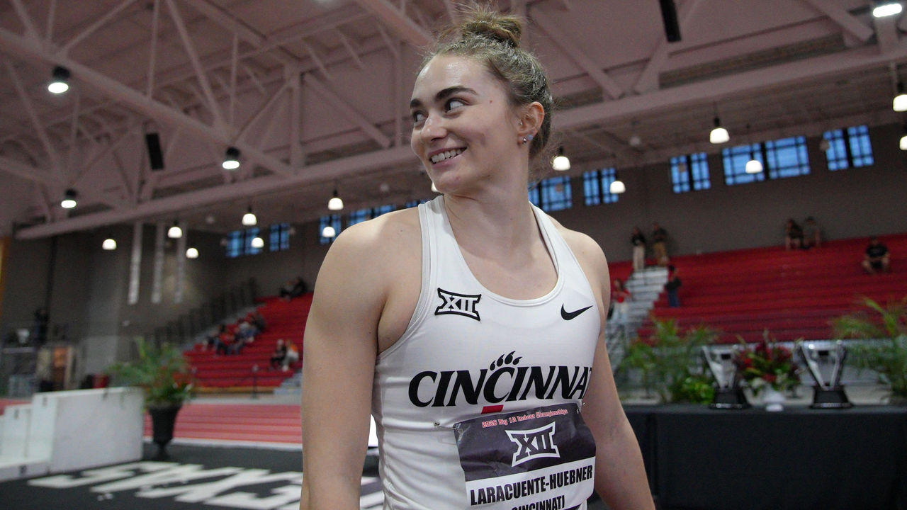 Bearcats, Cincinnati Bearcats, University of Cincinnati, Univ of Cin, UC, BIG12, NCAA, photo by Mason Foley, Mason Foley photo, NCAA sports, NCAA track & field, track & field, track
during the meet on Friday, February 27, 2026 at Gettler Stadium in Cincinnati, OH / UC Communications photo by Mason Foley