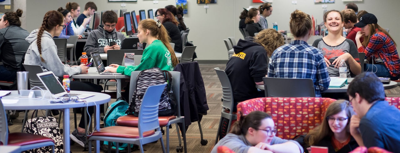 students in the UC Clermont library