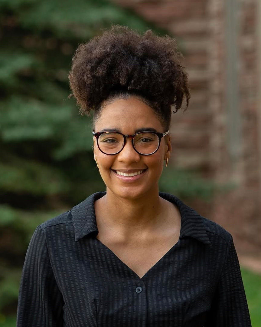 Lex Hunter headshot