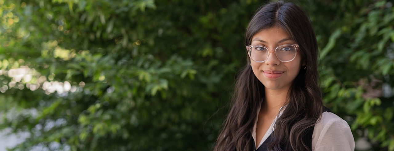 Portrait of Ana Garay ’28, A&S on main campus. 