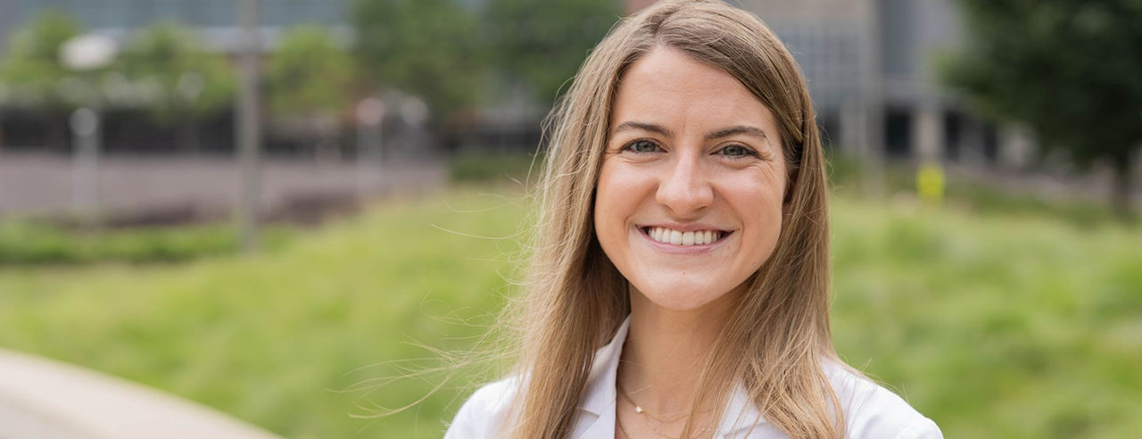 Portrait of Annie Emmert on UC's campus.