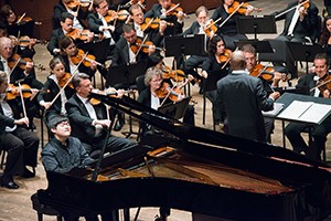 2014 World Piano Competition Winner Moye Chen