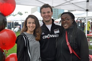 Homecoming attendees
