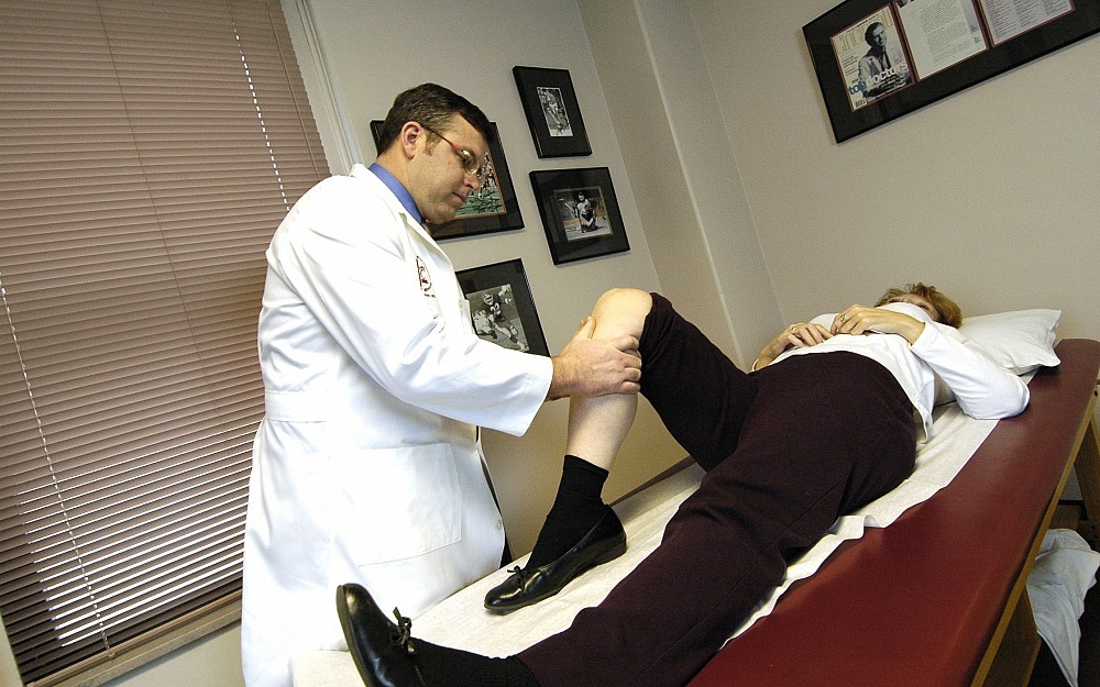 Orthopedic surgeon Keith Kenter, MD