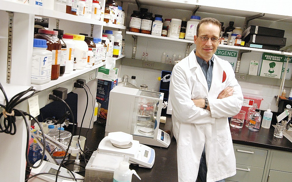Scott Belcher, PhD, studies effects of Bisphenol A on brain development.
