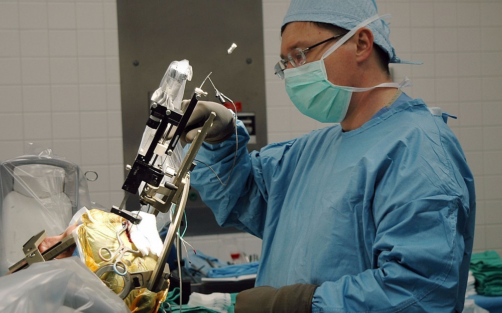 George Mandybur, MD, will study sophisticated new imaging technologies.